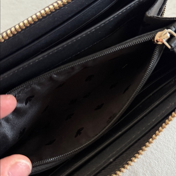 Kate Spade black and cream, embroidered apples, zippered wallet - Picture 4 of 6